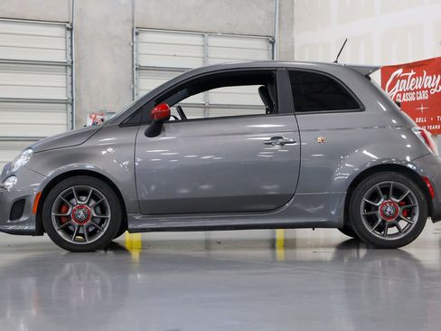 Used 2012 FIAT 500 Abarth w/ Safety & Convenience Pkg FWD image 5