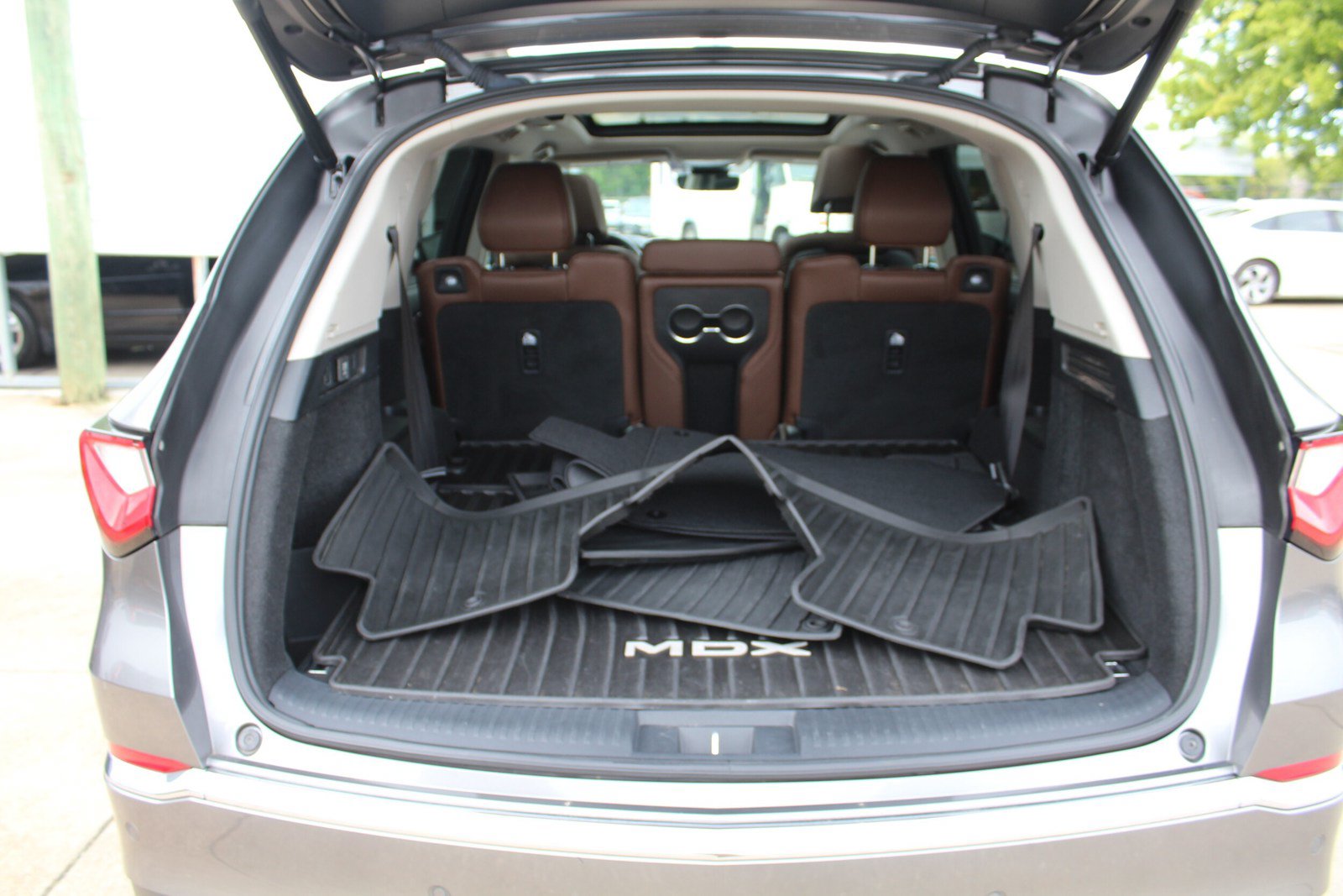 Certified 2024 Acura MDX w/ Technology Package AWD/4WD image 22