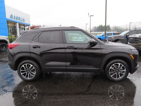 New 2026 Chevrolet TrailBlazer LT image 8