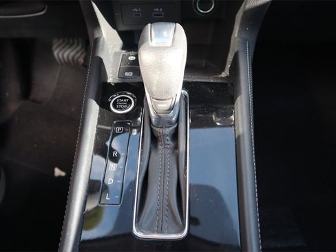 Certified 2024 Nissan Kicks SV image 23