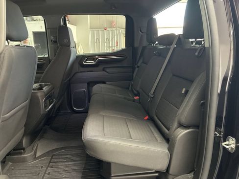 Used 2023 GMC Sierra 1500 Elevation w/ X31 Off-Road Package AWD/4WD image 16