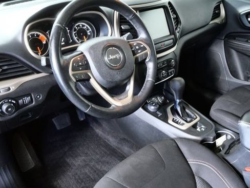 Used 2017 Jeep Cherokee 75th Anniversary AWD/4WD image 3