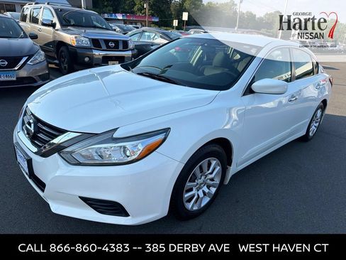 Used 2016 Nissan Altima 2.5 S w/ Power Driver Seat Package FWD image 3