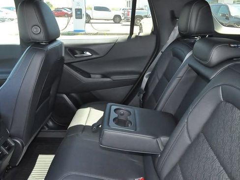 New 2026 Chevrolet Equinox LT w/ Convenience Package II AWD/4WD image 12
