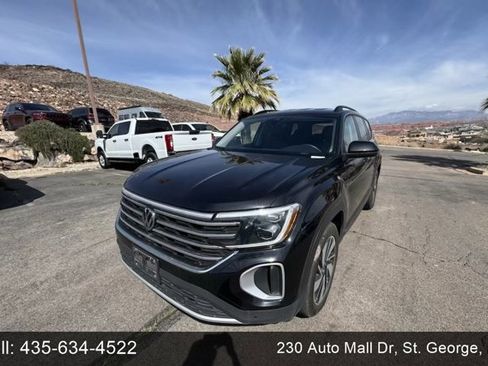 Used 2024 Volkswagen Atlas SE image 1