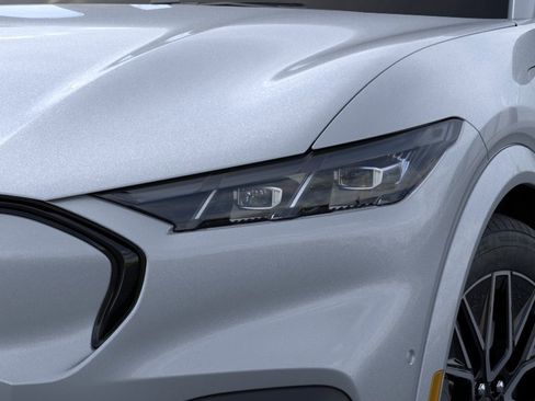 New 2025 Ford Mustang Mach-E Premium w/ Interior Protection Package AWD/4WD image 18