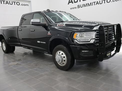 Used 2021 RAM 3500 Limited image 2