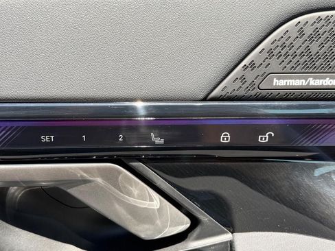 Used 2026 BMW 540i xDrive AWD/4WD image 19
