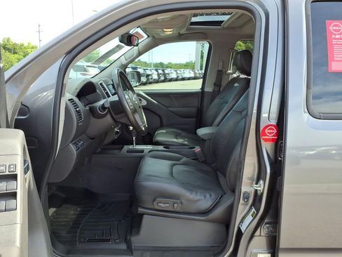 Certified 2018 Nissan Frontier PRO-4X w/ Pro-4x Luxury Package AWD/4WD image 4