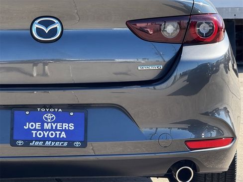 Used 2024 MAZDA MAZDA3 s image 10