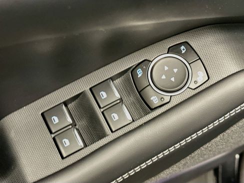 Used 2025 Ford Mustang Mach-E Premium AWD/4WD image 15