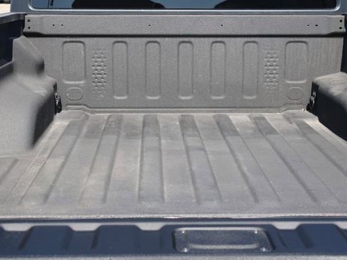 Used 2022 Jeep Gladiator Sport AWD/4WD image 13
