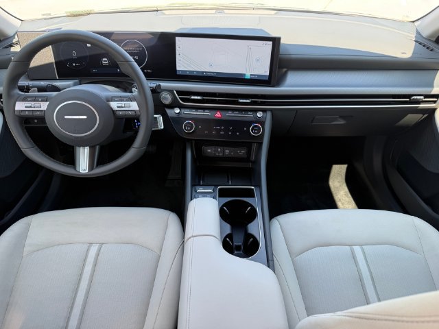Used 2025 Hyundai Sonata SEL FWD image 22