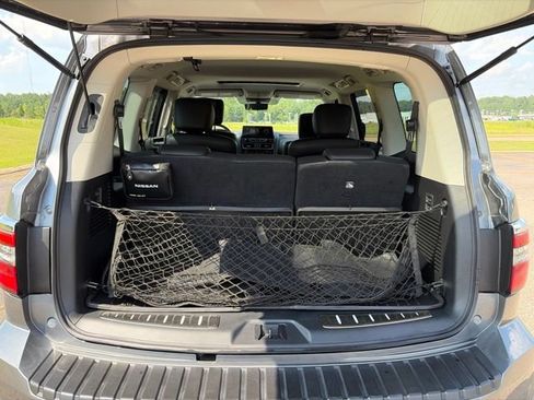 Used 2023 Nissan Armada Platinum w/ Captain's Chairs Package RWD image 18