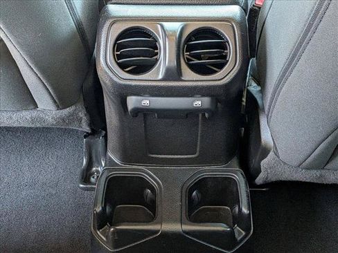 Used 2021 Jeep Wrangler Unlimited Sport AWD/4WD image 16