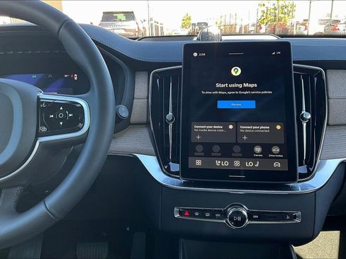 New 2026 Volvo XC90 B5 Ultra image 17