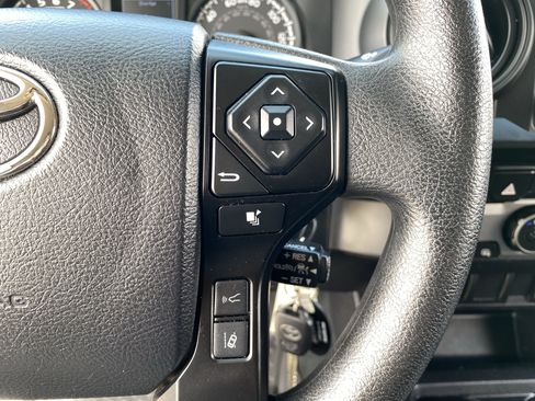 Used 2023 Toyota Tacoma SR AWD/4WD image 27
