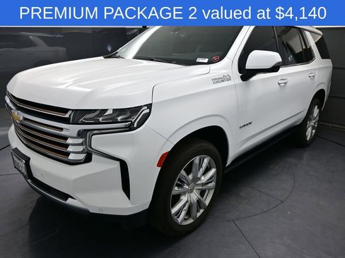 Used 2022 Chevrolet Tahoe High Country w/ Premium Package 2 AWD/4WD image 2