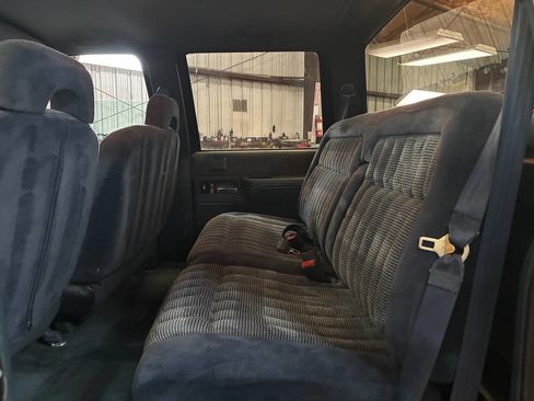 Used 1993 Chevrolet Silverado 3500 2WD Crew Cab image 20