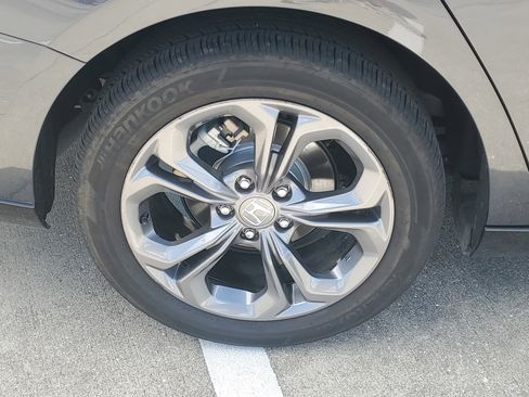 Used 2025 Honda Accord EX-L image 7