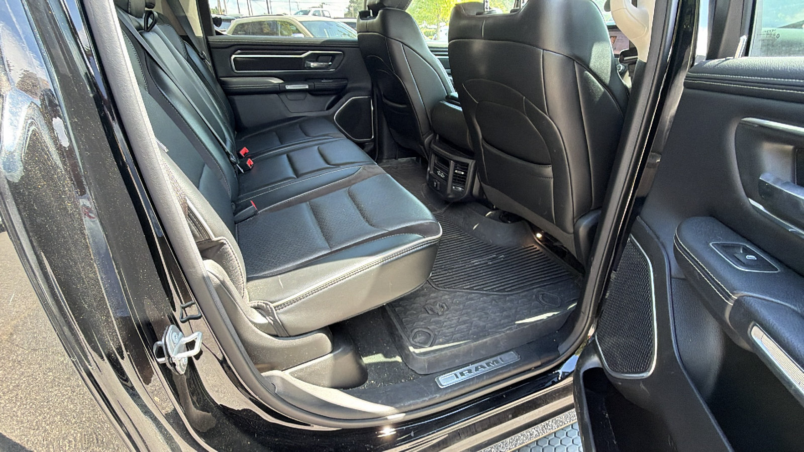 Used 2022 RAM 1500 Laramie RWD image 22