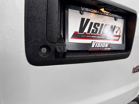 Used 2025 GMC Savana 3500 LT w/ LT Preferred Equipment Group image 15