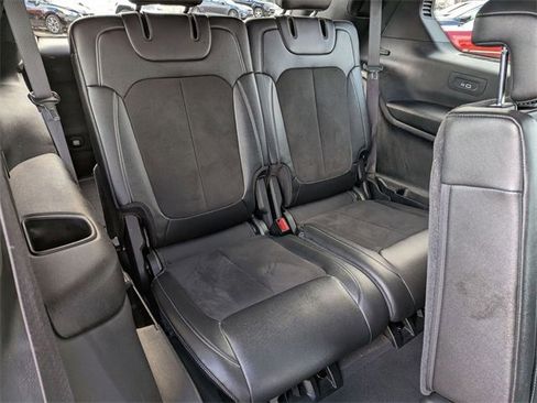 Certified 2024 Jeep Grand Cherokee L Laredo image 28