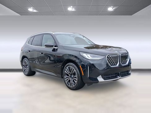 Used 2025 BMW X3 xDrive30i w/ Convenience Package image 7