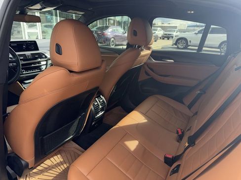 Used 2021 BMW X4 xDrive30i w/ Premium Package image 4