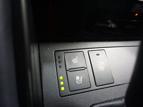 Used 2024 Lexus IS 350 F Sport RWD image 13