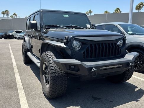 Used 2018 Jeep Wrangler Unlimited Sport S AWD/4WD image 2