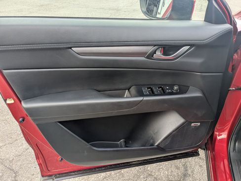 Used 2019 MAZDA CX-5 Touring image 15