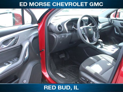 Used 2024 Chevrolet Blazer LT w/ Convenience Package image 6