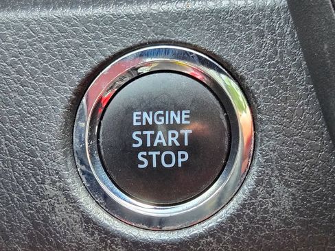 Used 2022 Toyota Camry XSE FWD image 14