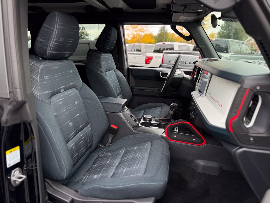 New 2026 Ford Bronco Heritage Edition AWD/4WD image 13