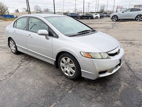 Used 2010 Honda Civic LX image 2