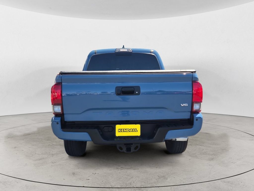 Used 2019 Toyota Tacoma TRD Sport w/ Technology Package RWD image 6