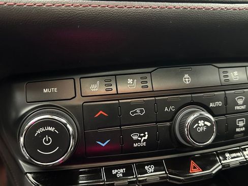 Used 2022 Dodge Durango R/T image 34