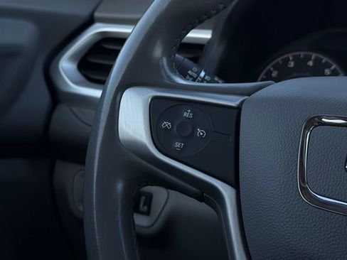 Used 2019 GMC Acadia SLE w/ LPO, Floor Liner Package image 8