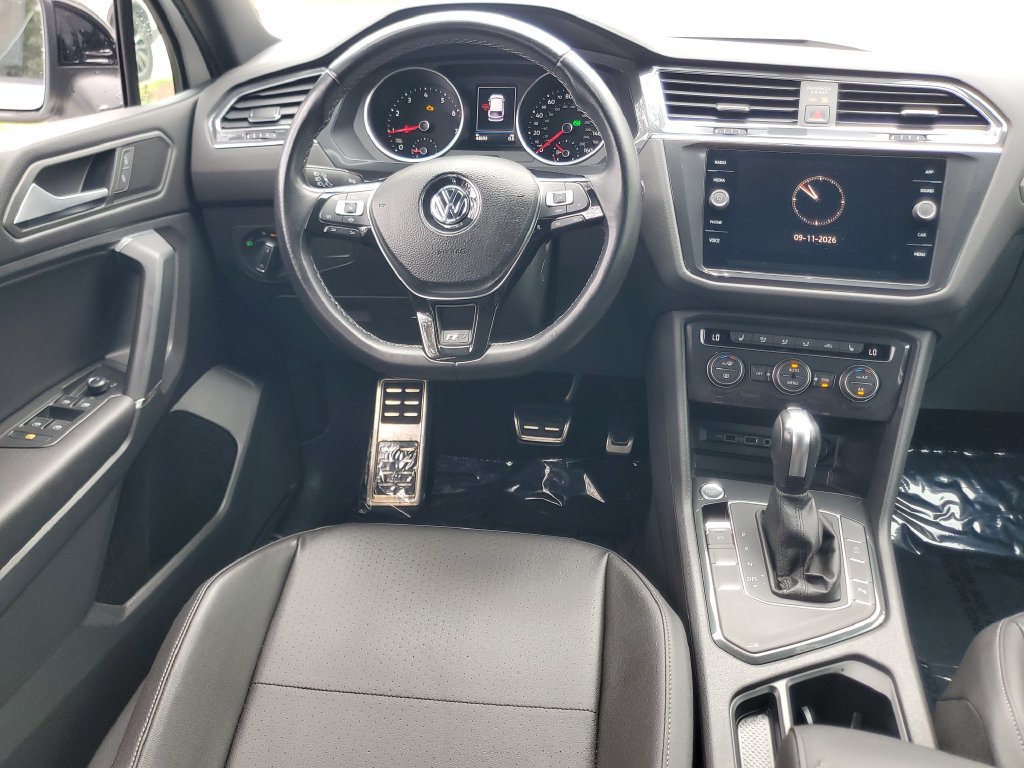 Used 2020 Volkswagen Tiguan SE R-Line FWD image 14
