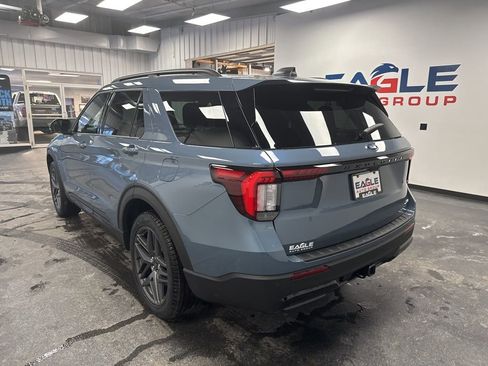 New 2026 Ford Explorer ST-Line w/ ST-Line Street Pack AWD/4WD image 8