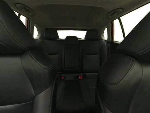 Used 2022 Toyota Corolla Cross XLE image 25