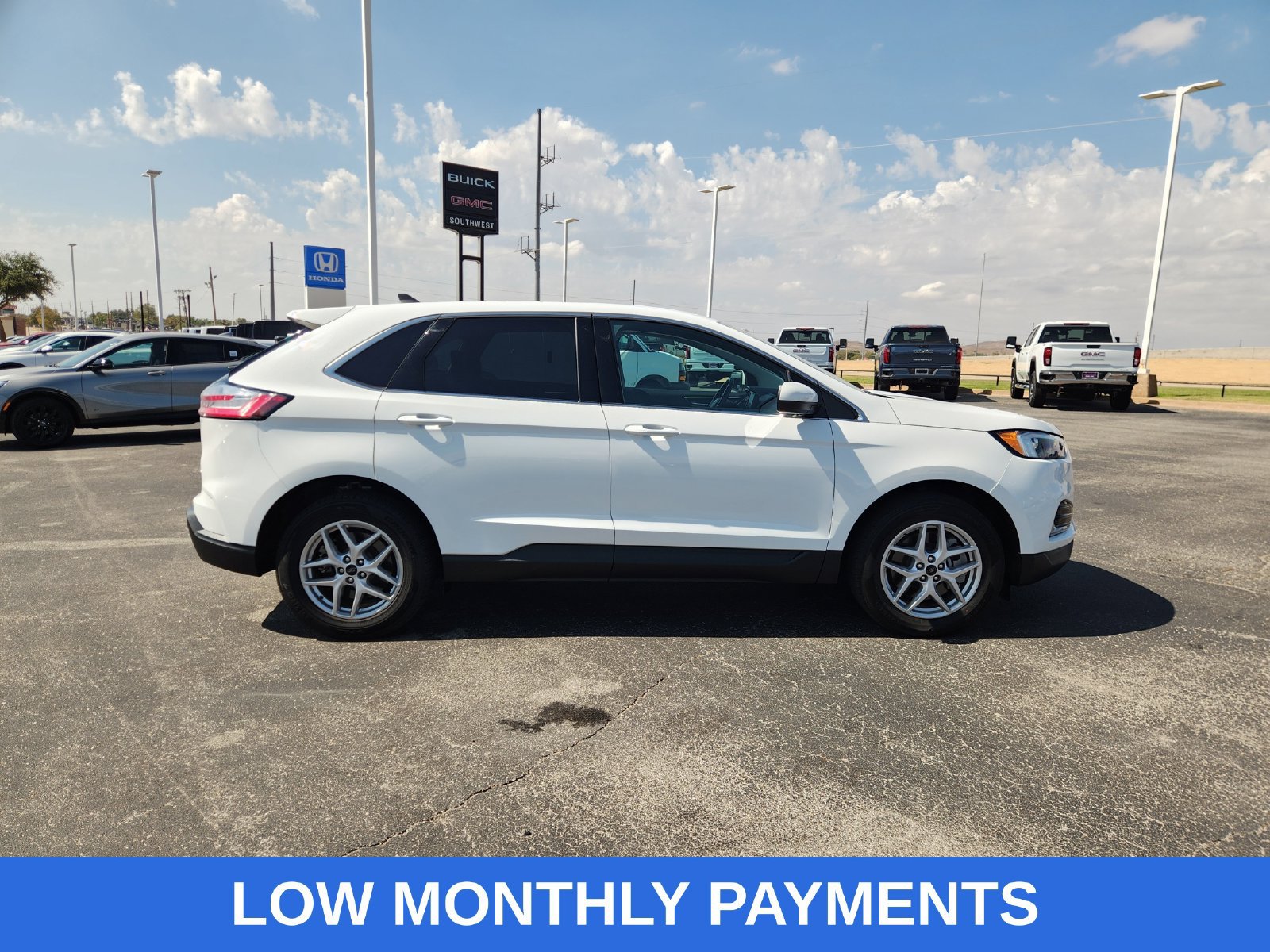 Used 2024 Ford Edge SEL AWD/4WD image 7