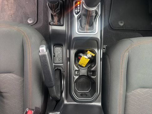 Used 2021 Jeep Gladiator Mojave AWD/4WD image 34