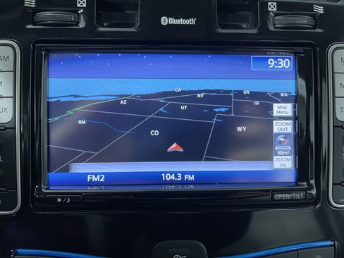 Used 2015 Nissan Leaf SV w/ LED & Quick Charge Package image 20