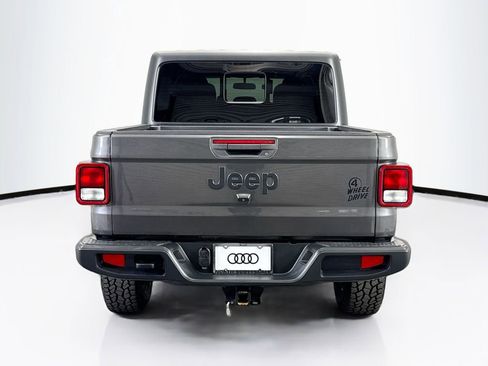 Used 2021 Jeep Gladiator Sport image 6