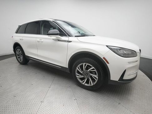 Used 2023 Lincoln Corsair AWD w/ Equipment Group 101A image 39