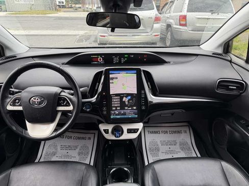 Used 2017 Toyota Prius Prime Premium FWD image 13