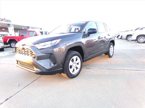 Used 2025 Toyota RAV4 LE image 2