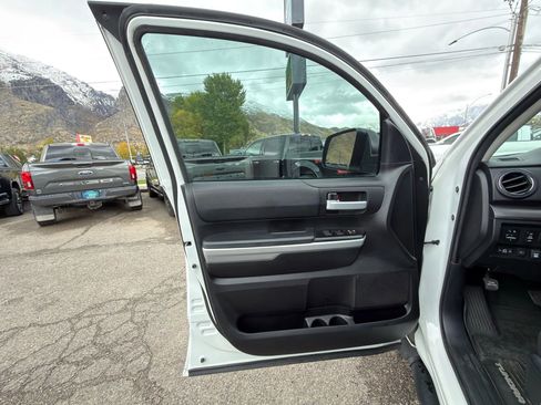 Used 2019 Toyota Tundra SR5 w/ SR5 Upgrade Package image 39